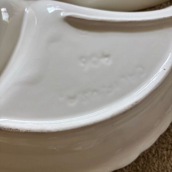 Belmar Of California Vintage 2-Piece White Pottery Serving Trays - Picture 6 of 7